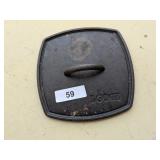 Lodge Cast Iron Meat Press - 8-1/4"