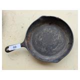 #8 (unreadable name) Cast Iron Skillet - 10"