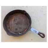 Cast Iron Skillet - 10"