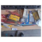 Assorted Sawblades & Knife [some new]