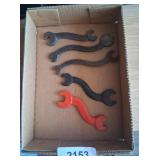 (5) Curved Wrenches