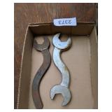 (2) Curved Wrenches