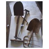 Tote w/ Shovel Heads, Air Pump & Pitchfork