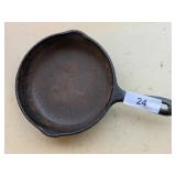 #5 Cast Iron Skillet - 8"