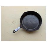 #8 Cast Iron Skillet - 10.5"