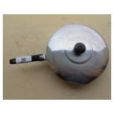 Vintage #5 Club Classic Dutch Oven - 10"