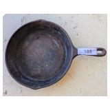 Cast Iron Skillet - 10"