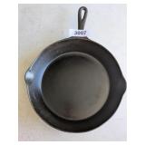 Wapak #8 Cast Iron Skillet