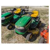 John Deere 115 Automatic Riding Mower