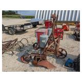 Pull Type Planter w/ Plow