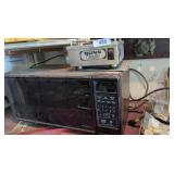 Bunn Coffee Warmer & Microwave