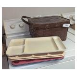 Basket w/ Divided Eating Trays