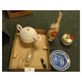 Pampered Chef Oil Dispenser & Matching Bowls, +