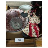 (2) Dolls Decor, (2) Ceramic Bowls w/ Hearts &