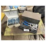 Fine Wire Gauges w/ Small Metal Box, +