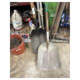 (2) Scoop Shovels