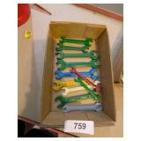 (11) Wrenches