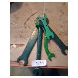 (5) Wrenches