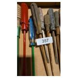 (11) Screwdrivers: (1) Bluegrass, (1) Craftsman