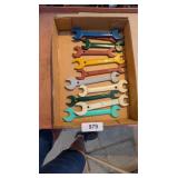 (11) Wrenches