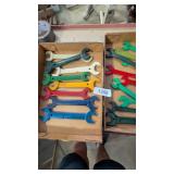 (18) Wrenches