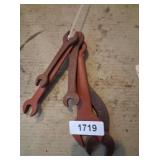 (5) Wrenches