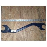 Large Curved Wrench