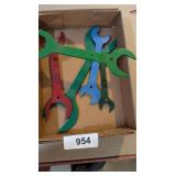 (5) Wrenches