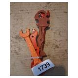 (5) Wrenches