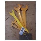 (5) Wrenches