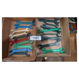 (20) Wrenches