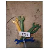 (5) Wrenches