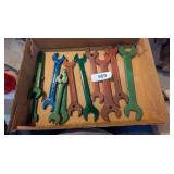 (11) Wrenches