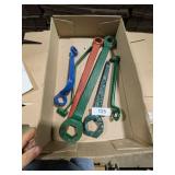 (2) S-K Wrenches, Klein Tool Wrench, +