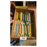 (16) Wrenches