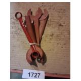 (5) Wrenches