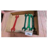 (5) Wrenches