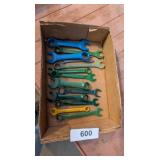 (13) Wrenches
