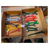 (17) Wrenches