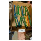 (20) Wrenches