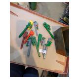 (10) Pipe Wrenches in Galvanized Box -*