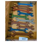 (11) Wrenches