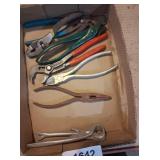 (7) Pliers