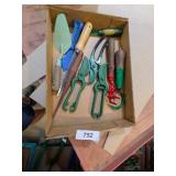 Assorted Tools/Wrenches