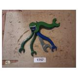 (5) Wrenches