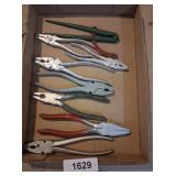 (8) Pliers