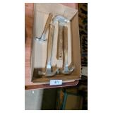 (4) Hammers