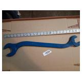 Large Curved Wrench