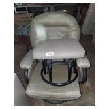 Spinning Padded Chair w/ Footrest