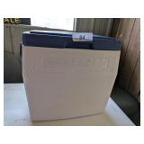 Coleman Cooler & Rubbermaid Drinker